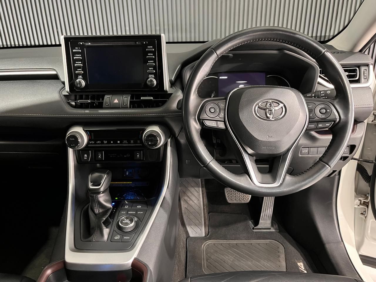 TOYOTA FORTUNER FORTUNER 2.4GD-6 4X4 A/T