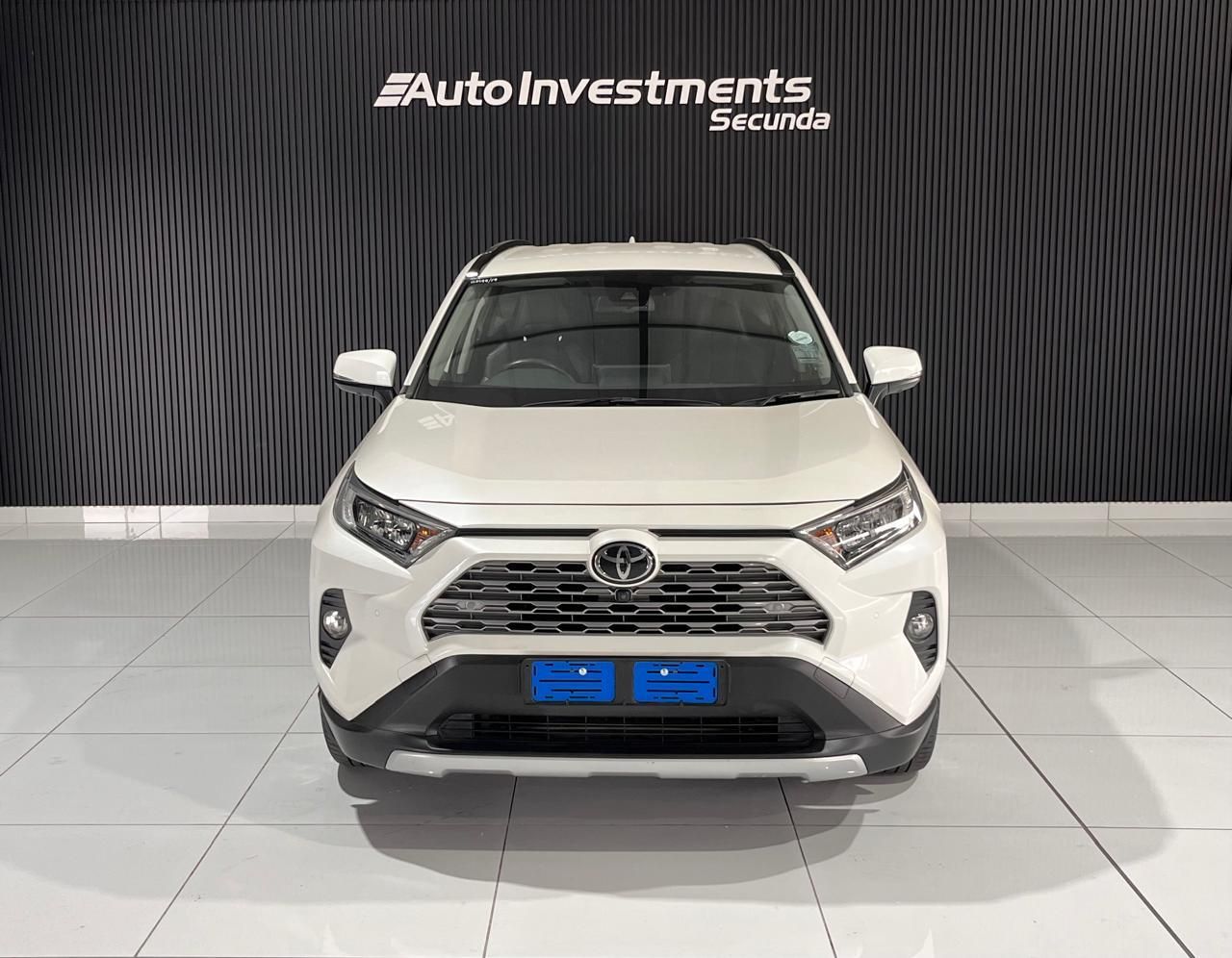 TOYOTA FORTUNER FORTUNER 2.4GD-6 4X4 A/T