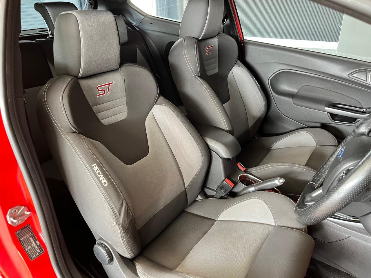 Ford Fiesta 1.6 Ecoboost GDTI Fiesta 1.6 Ecoboost GDTI