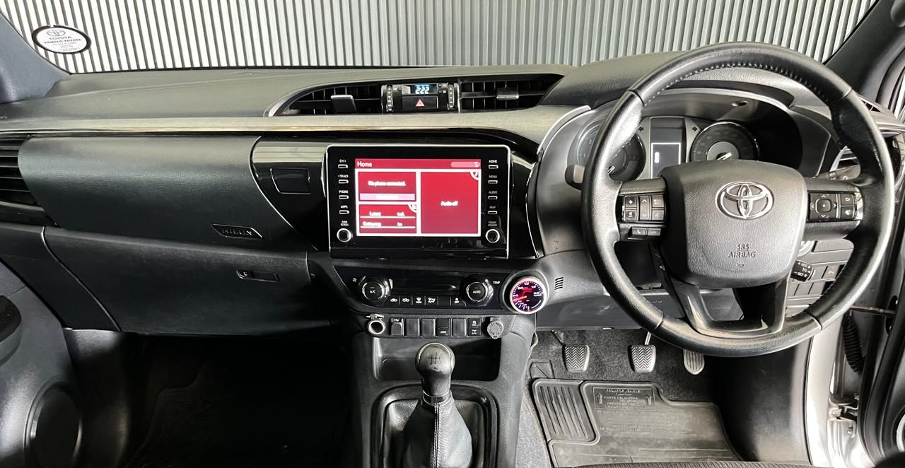 Toyota Hilux 2.8 GD-6 RB Legend P/U D/C Hilux 2.8 GD-6 RB Legend P/U D/C