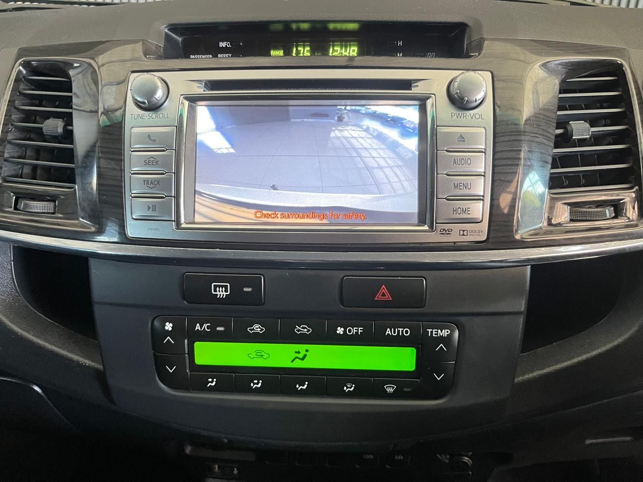 Toyota Fortuner 3.0D-4D 4x4 A/T Fortuner 3.0D-4D 4x4 A/T