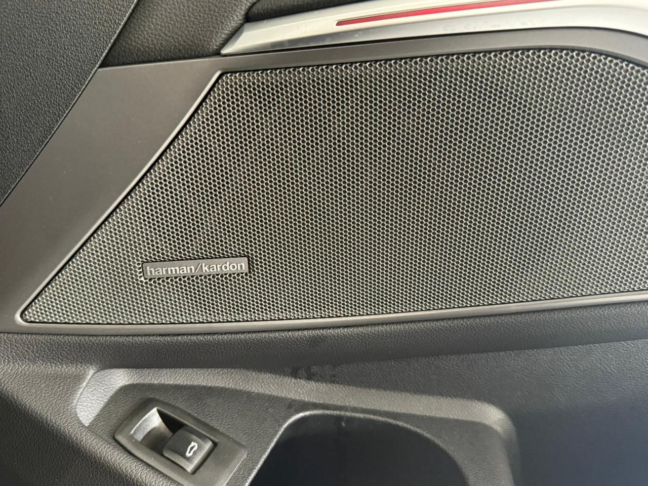 BMW 3 SERIES 330 I M SPORT LAUNCH EDITION