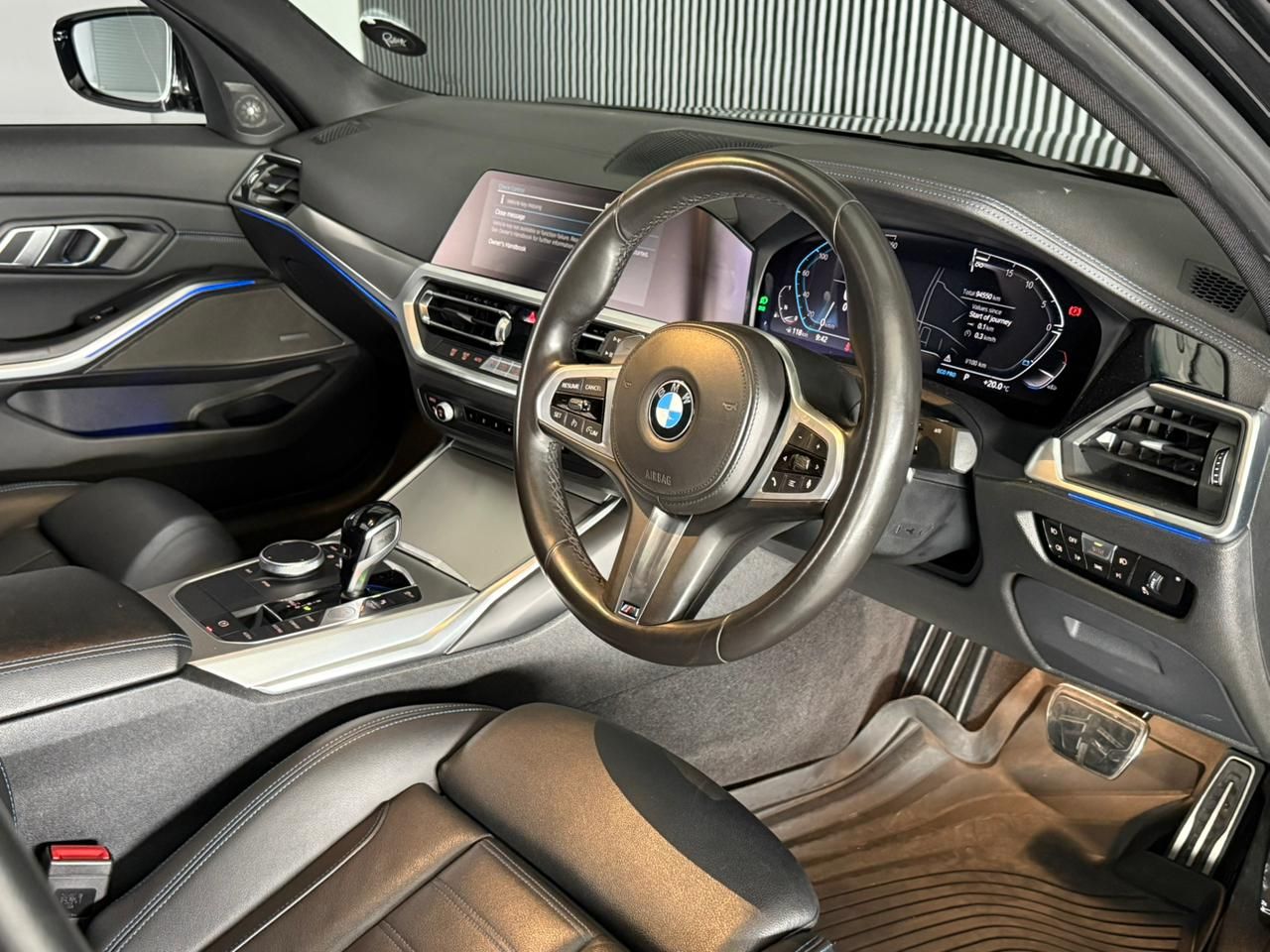 BMW 3 SERIES 330 I M SPORT LAUNCH EDITION