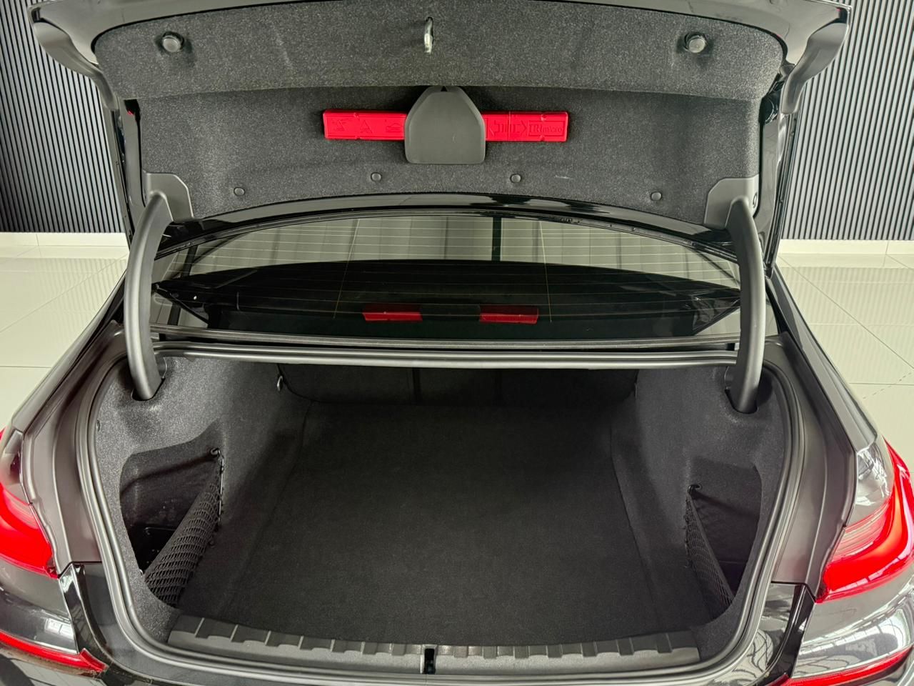 BMW 3 SERIES 330 I M SPORT LAUNCH EDITION