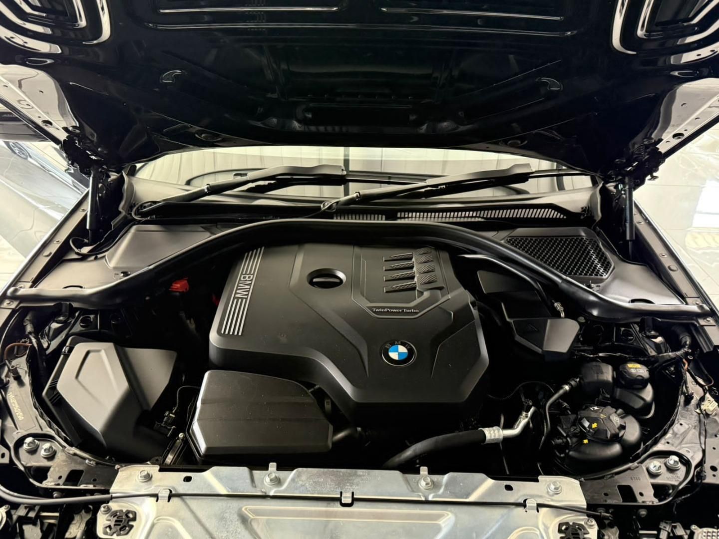 BMW 3 SERIES 330 I M SPORT LAUNCH EDITION