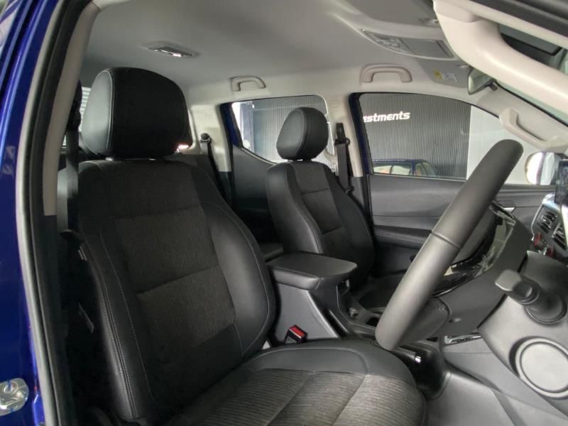 PEUGEOT LANTREK 1.9TD DOUBLE CAB ALLURE