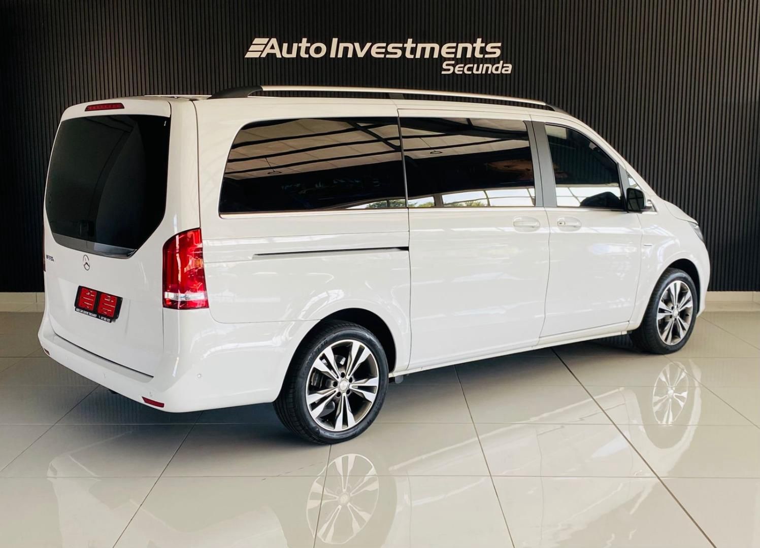 MERCEDES BENZ V CLASS V220D AVANTGARDE