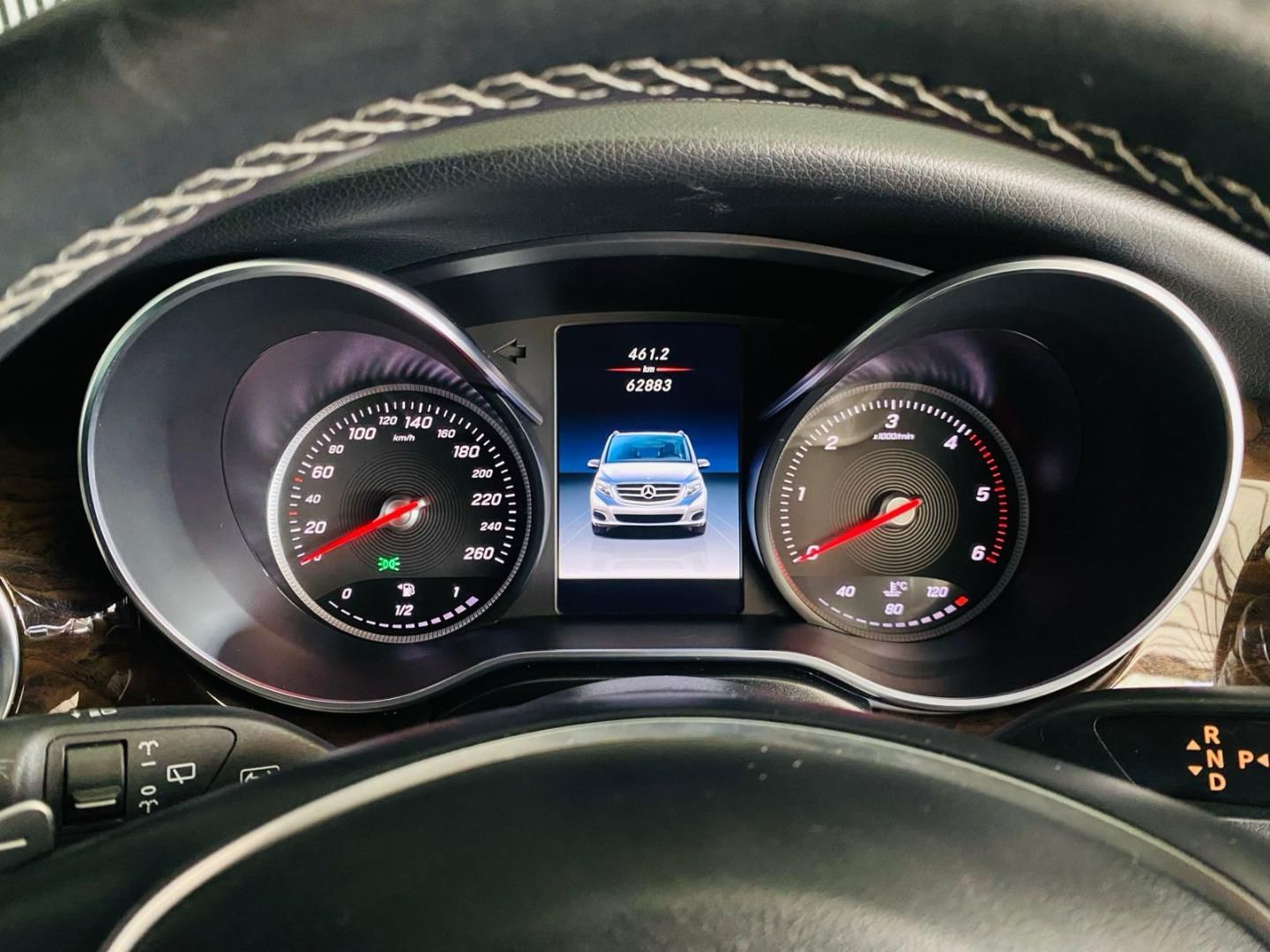 MERCEDES BENZ V CLASS V220D AVANTGARDE