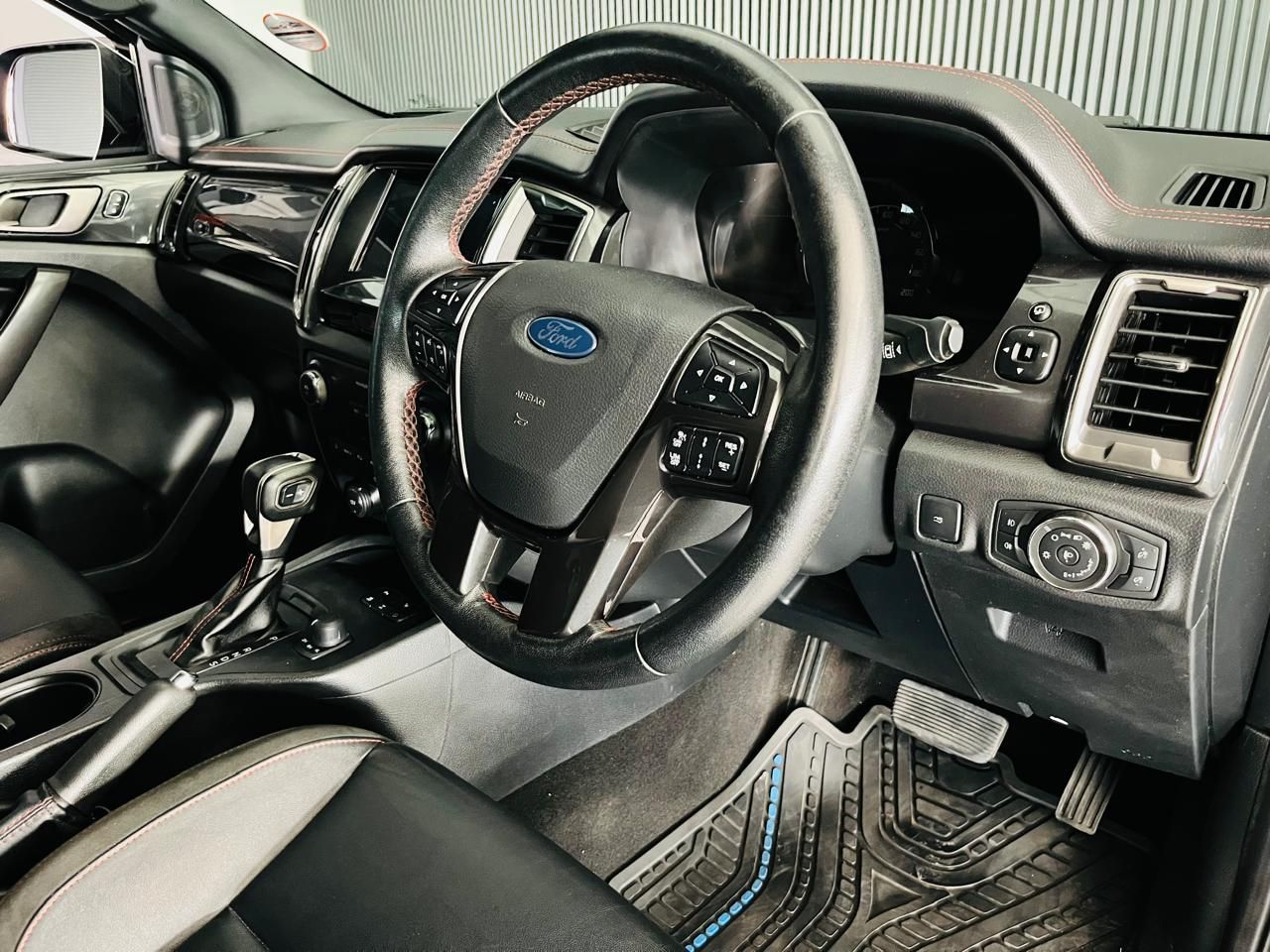 FORD RANGER 2.0 BI TURBO STORMTRAK 4X4 AUTO DOUBLE CAB 2.0 BI TURBO STORMTRAK 4X4 AUTO DOUBLE CAB