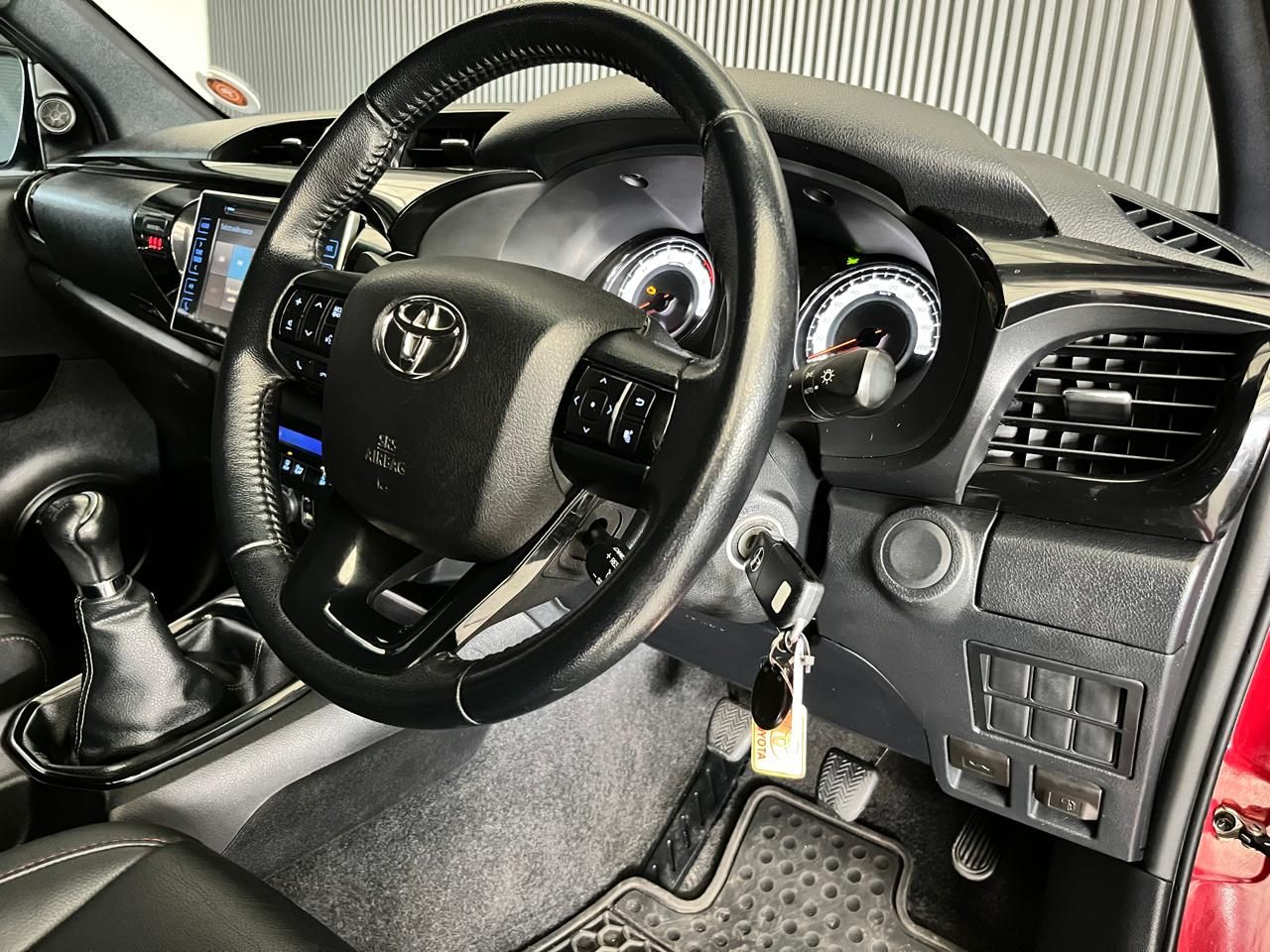 Toyota Hilux 2.8 GD-Raised Body Raider D/C Hilux 2.8 GD-Raised Body Raider D/C