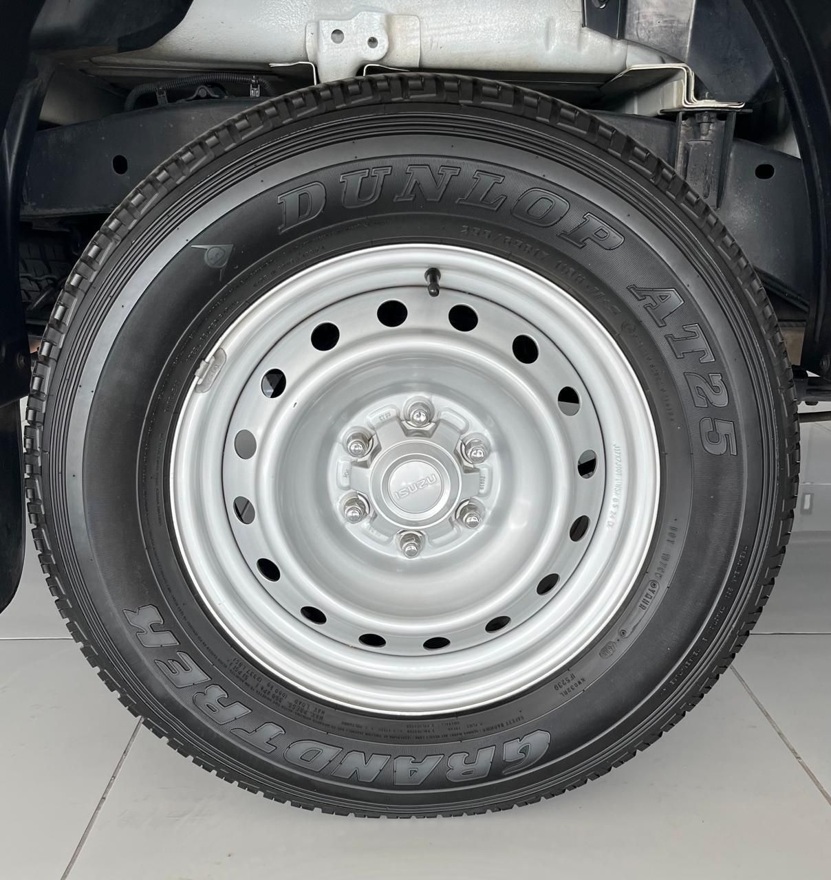 Isuzu D-Max 1.9 DDI HR L   A/T D/C P/U D-Max 1.9 DDI HR L   A/T D/C P/U